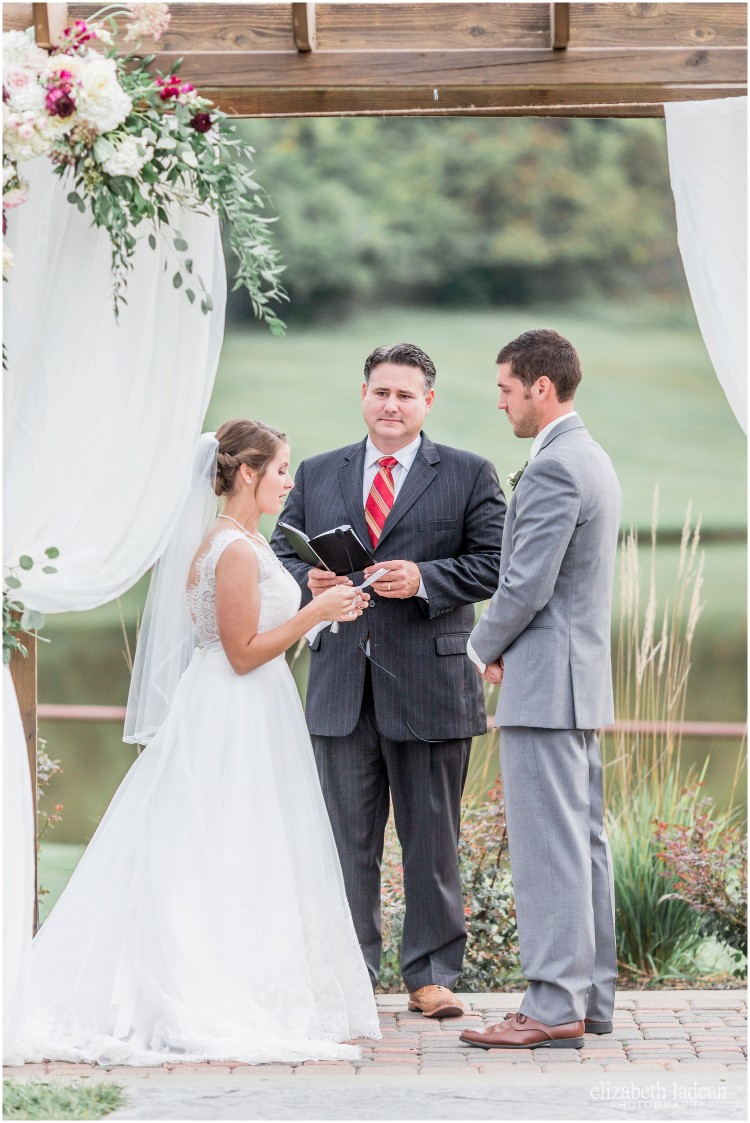 Kansas City Outdoor Wedding Venue Package Kc Bride And Groom Saying Wedding Vows